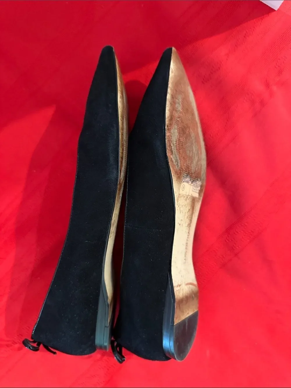 Saks 5th Avenue Black Pointed Toe Flats w/ Back Bow Tie - Size 8